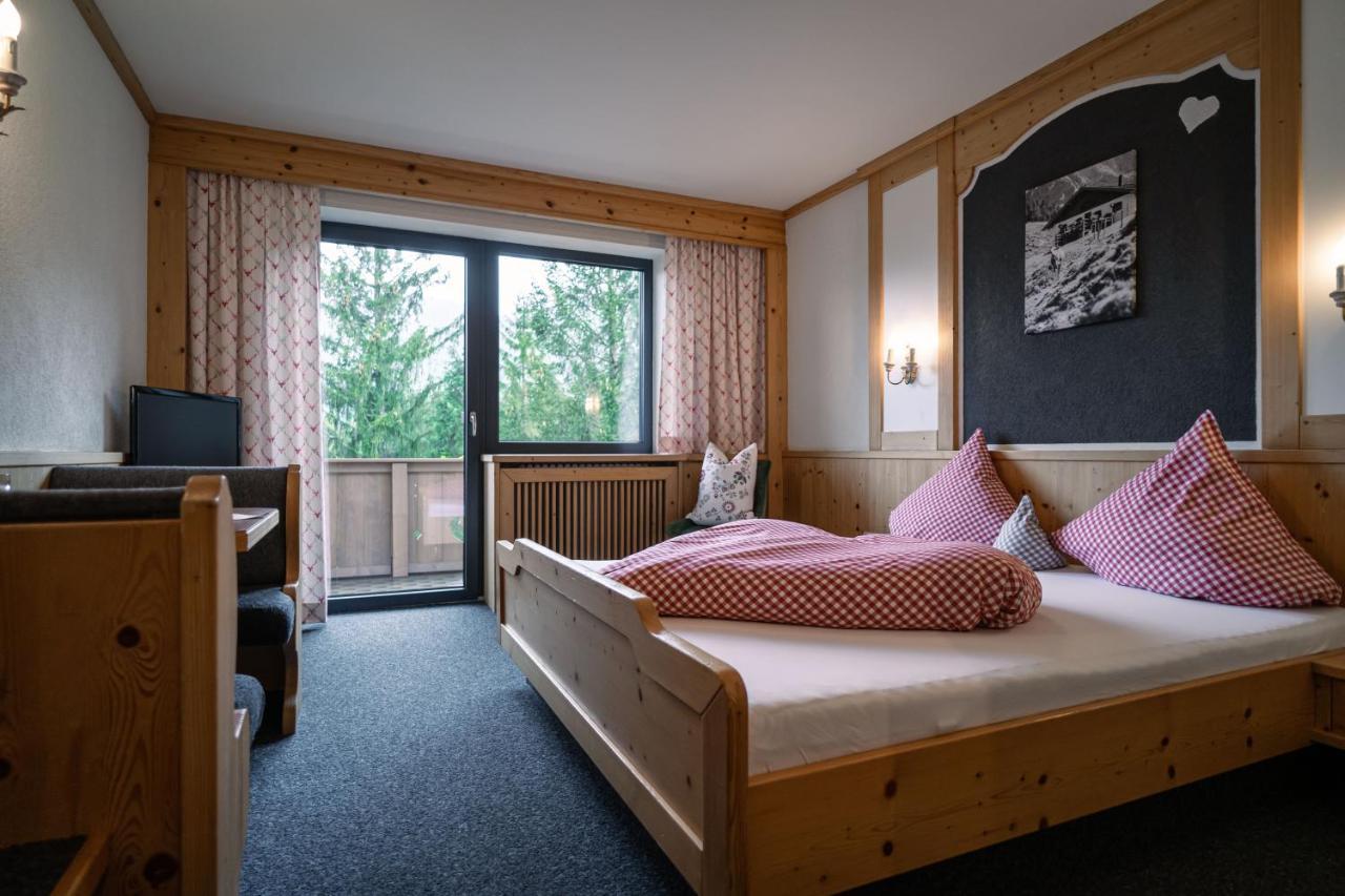 Hotel Landhaus Tirolerherz Sankt Ulrich am Pillersee Luaran gambar