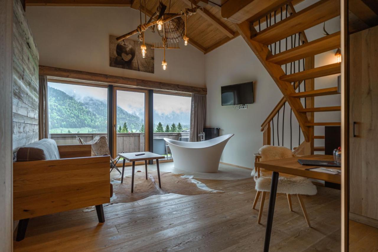 Hotel Landhaus Tirolerherz Sankt Ulrich am Pillersee Luaran gambar